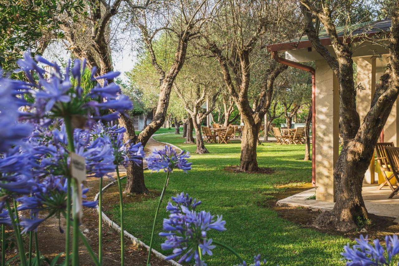 Agriturismo Salos Serra Serra Alimini Exterior foto
