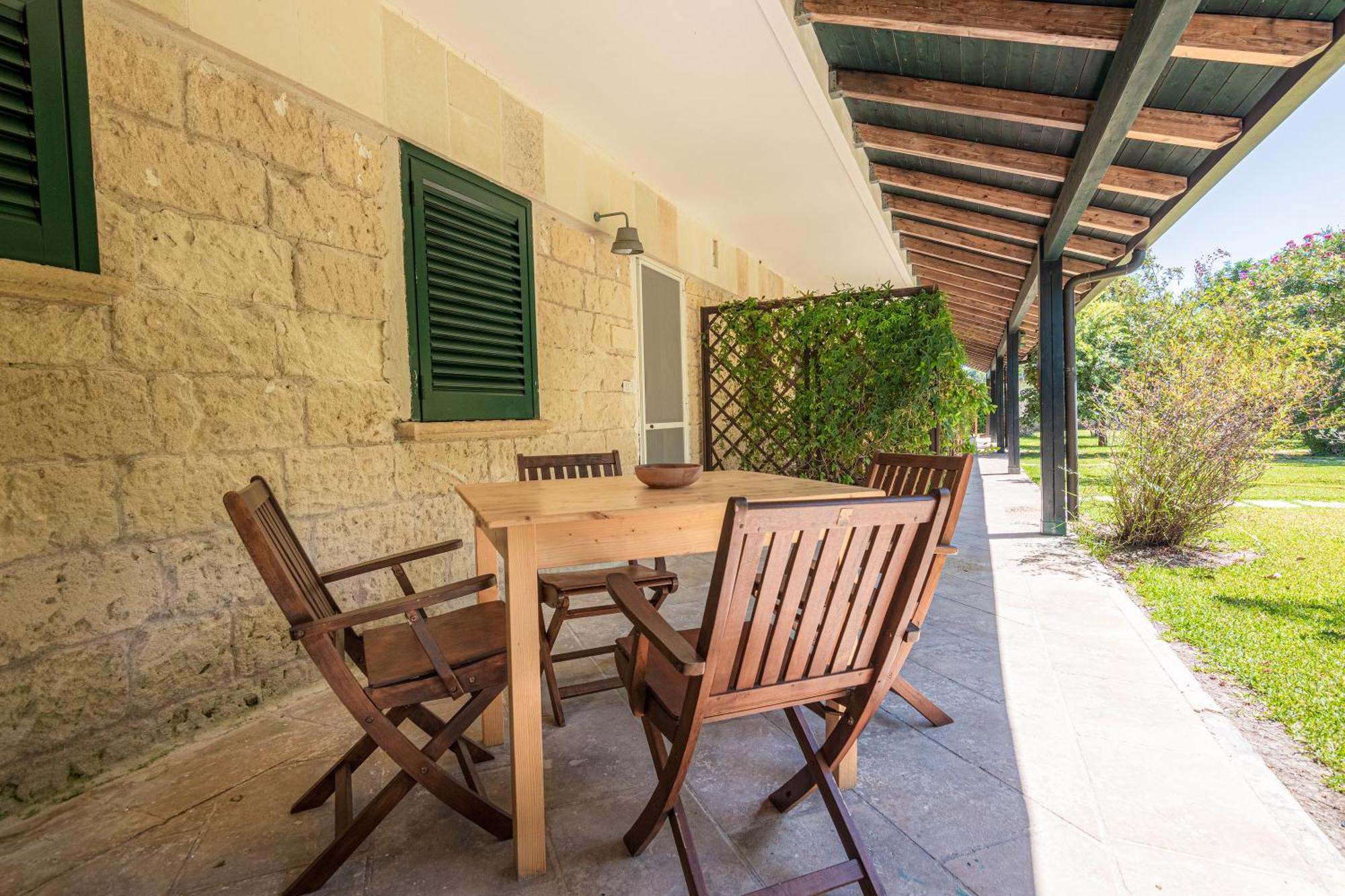 Agriturismo Salos Serra Serra Alimini Exterior foto