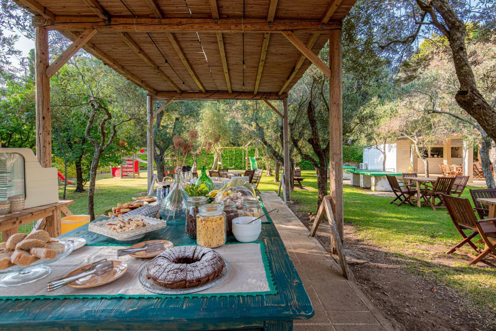 Agriturismo Salos Serra Serra Alimini Exterior foto